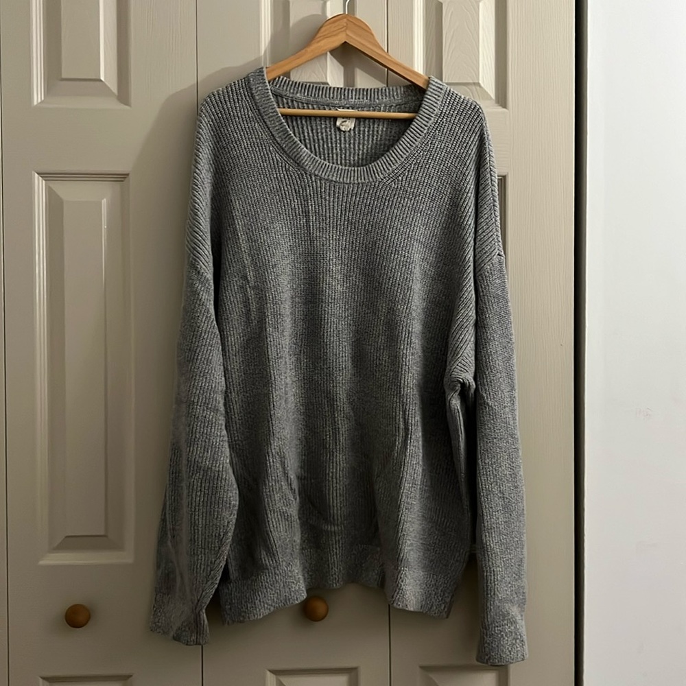 Men’s oversized sweater